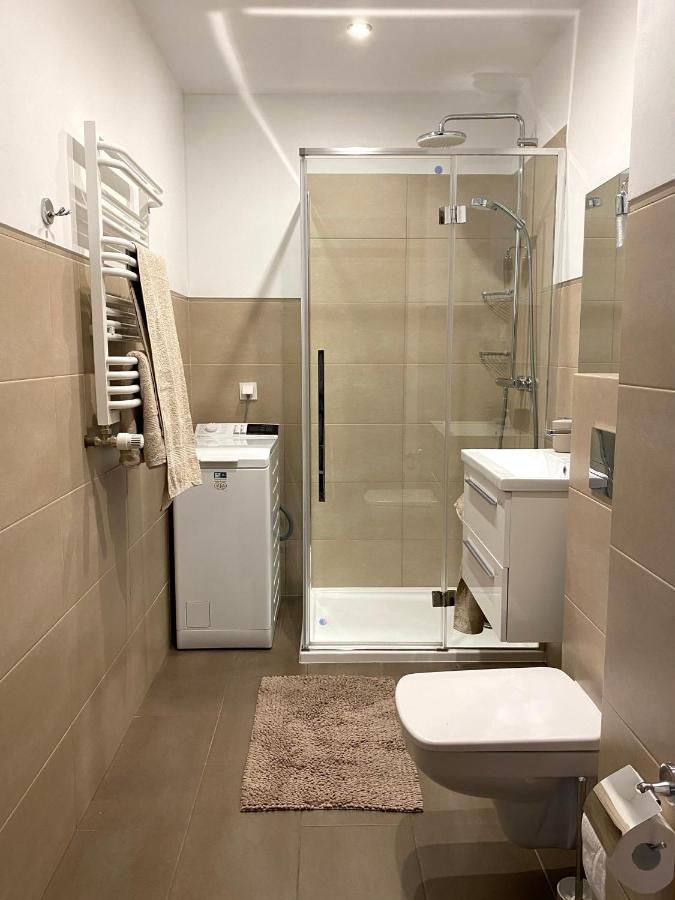 Ferienwohnung Apartament Malczewskiego Blisko Centrum Danzig Exterior foto